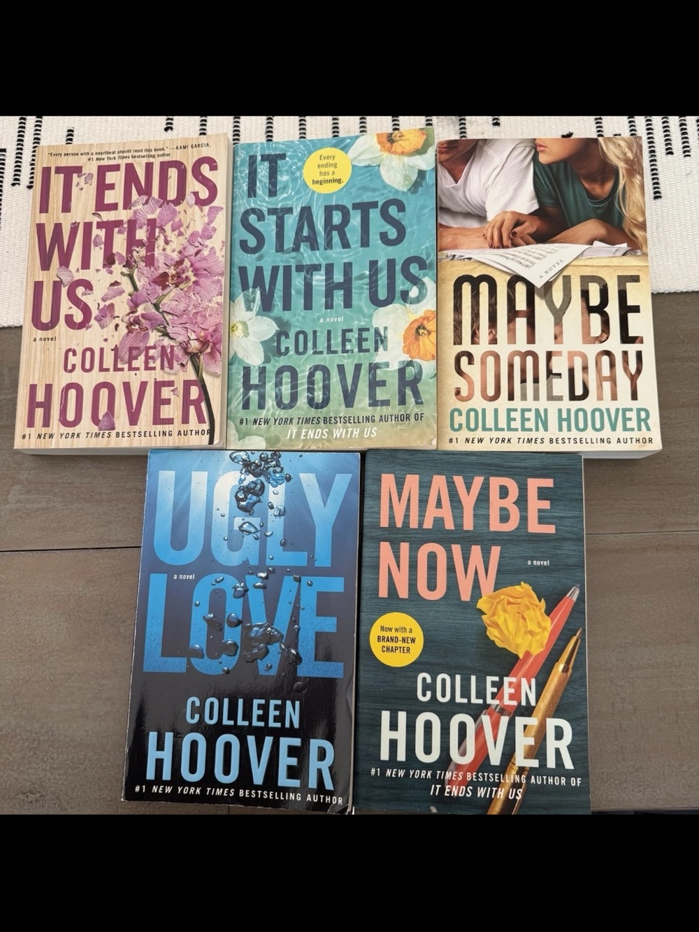 Set of 5 Colleen Hoover Novels - Blue, Teal, Peach, Cream, Black Covers